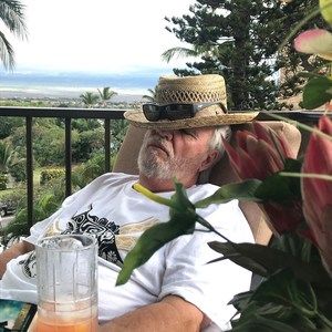 Meet your Posher, Tom